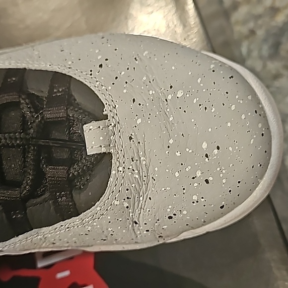 AIR JORDAN 10 RETRO SMOKE GRAY/BLACK/WHITE - Picture 4 of 11